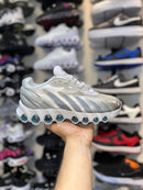 Tênis Nike DN8