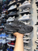 Tênis Nike DN9