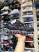 Tênis Nike DN8