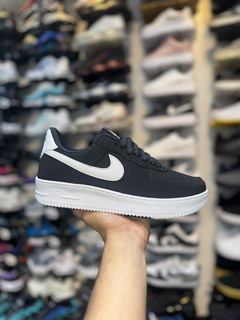 Nike Air Force