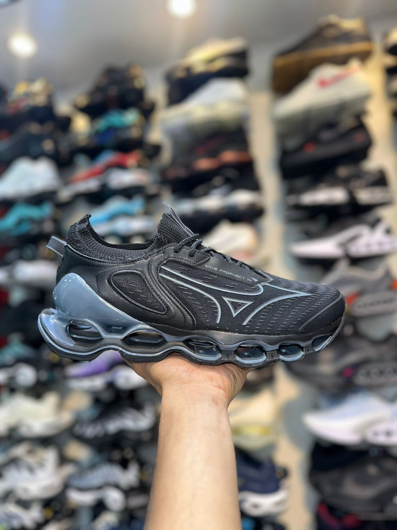Mizuno Prophecy 14