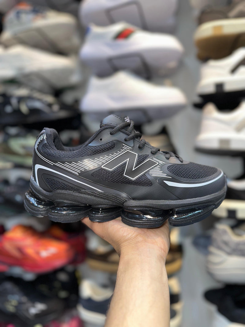 New Balance 2000